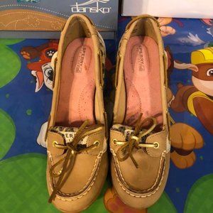 Women's 8.5 Sperry Wedges
